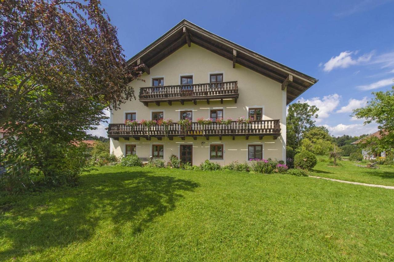 Gilg-Kraeuterhof Apartment Schnaitsee Exterior photo